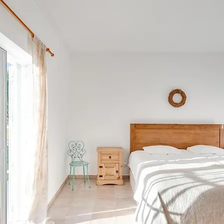 Na Quinta- Rural Com Piscina De Agua Salgada * Poceirao