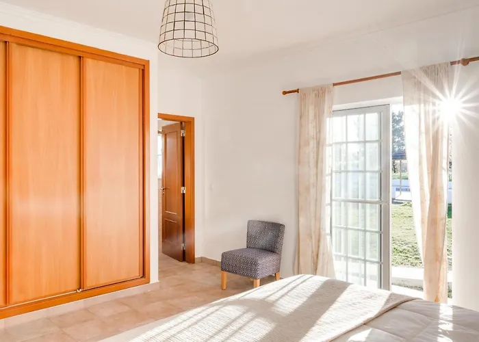 Ferienhaus Na Quinta- Rural Com Piscina De Agua Salgada Poceirao